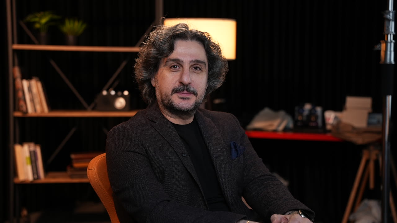 Orhan Erkut, yönetim danışmanı.